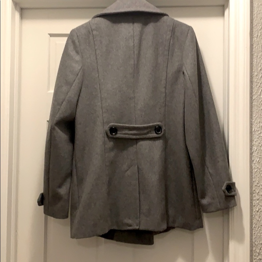 Wool coat - Picture 3 of 9